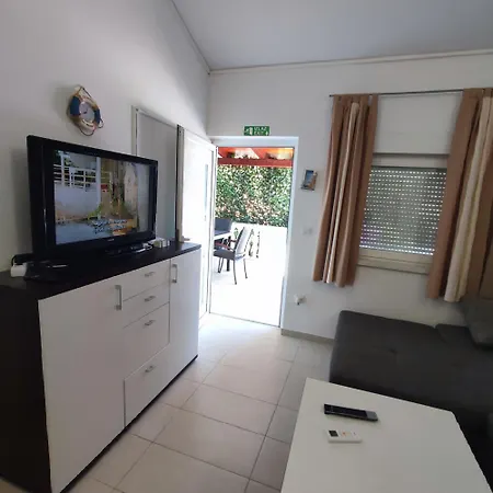 Apartman Delfin Vir