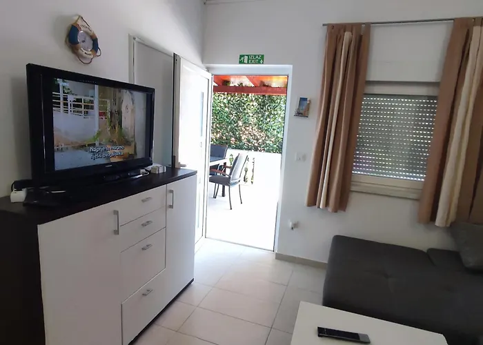 Apartman Delfin Vir