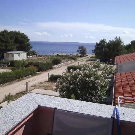 Delfin Apartment *