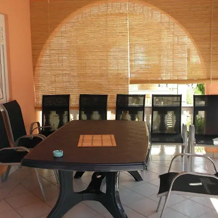 Delfin Appartement Vir