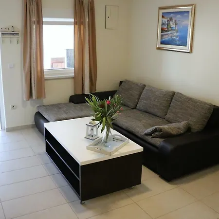 Apartment Delfin *